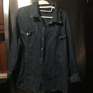 Jones New York Denim Shirt - 310 $25 or $20 w/offer
